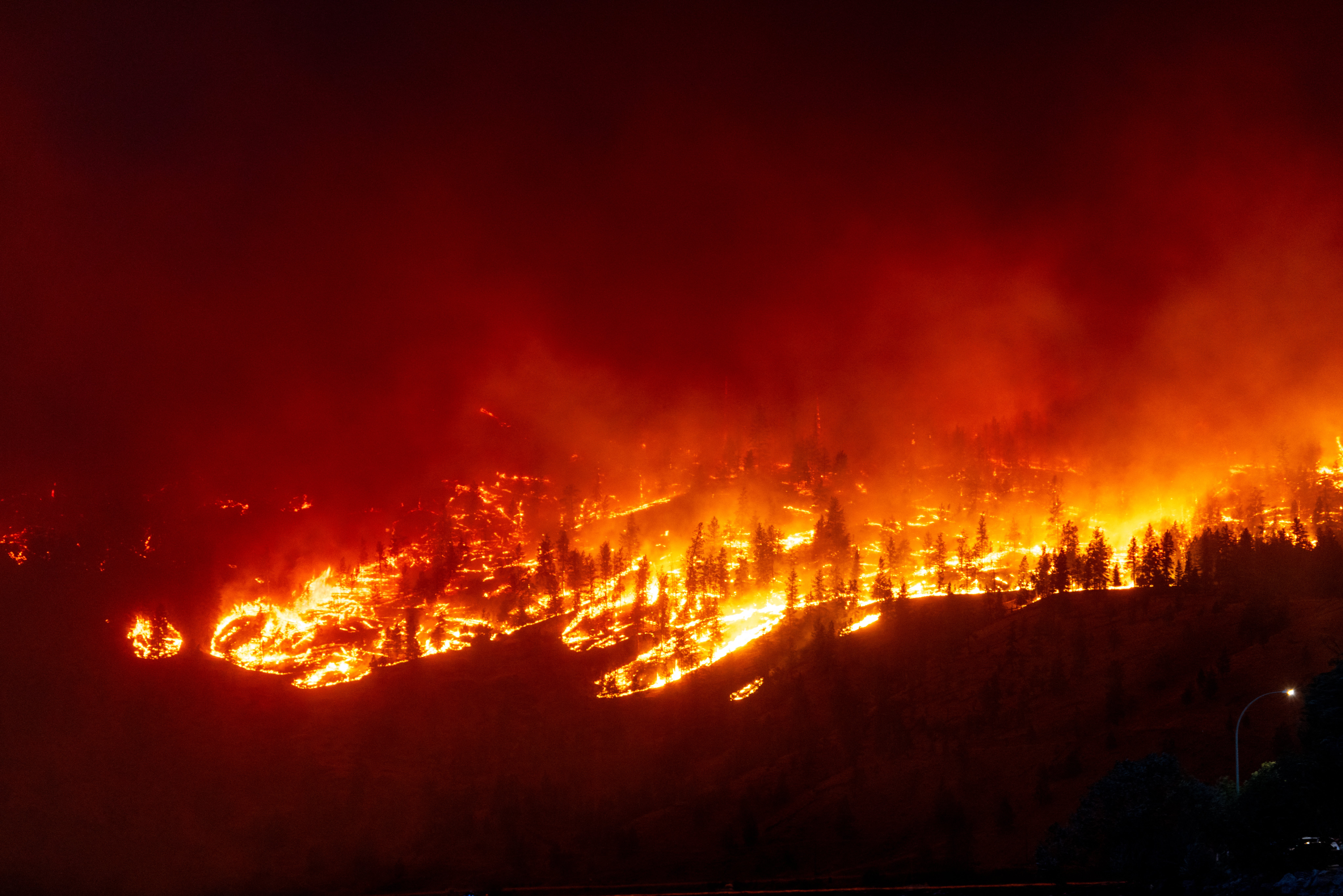 Canada wildfires 2025: Heavy smoke and poor air quality to hit US as ...
