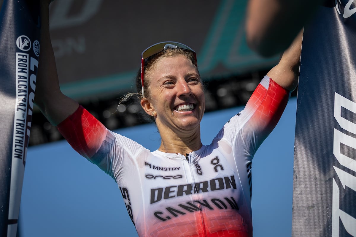 Derron Top Switzerland's Julie Derron wins her maiden T100 Triathlon race