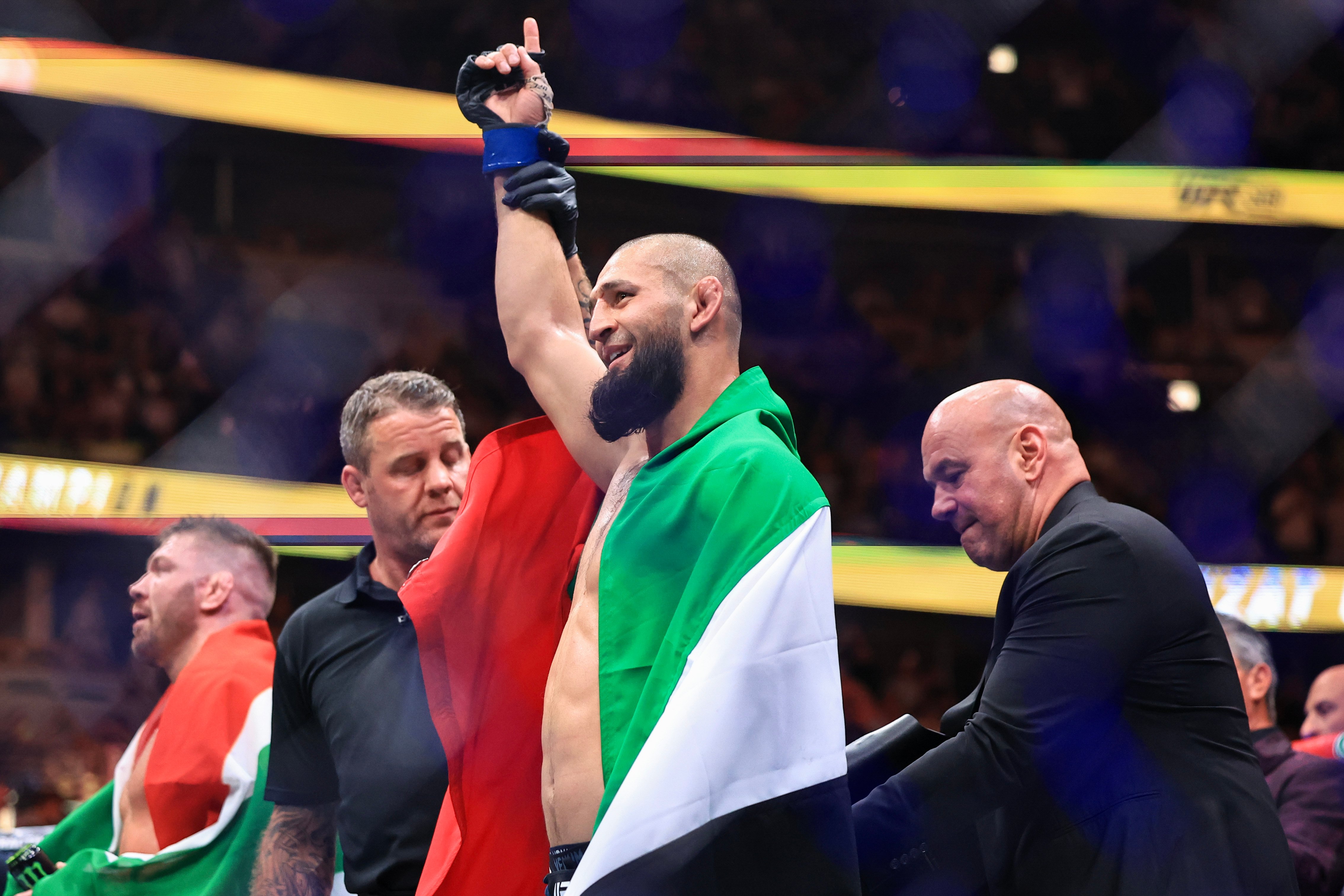 Du Plessis vs Chimaev: Who won UFC 319? Full main card results