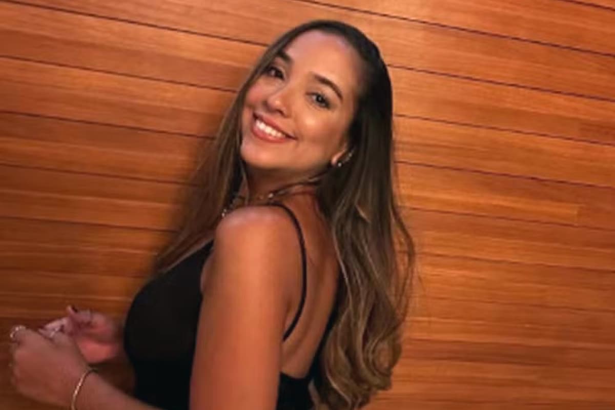 Young mum Marilha Menezes Antunes, 28, dies after liposuction operation in ...