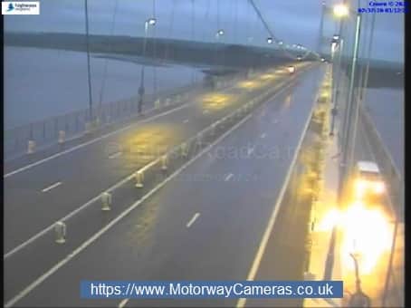 Strong winds have closed a bridge in South Gloucestershire this morning. (Photo: www-motorwaycameras-co-uk)