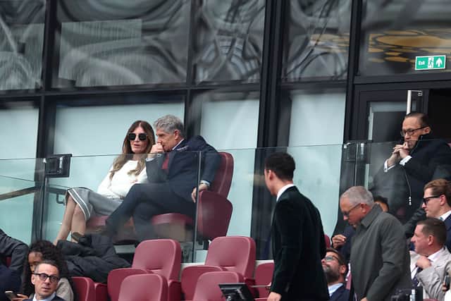 As Karren Brady is to leave West Ham, who is her husband Paul Peschisolido and why does everyone fixate about her ‘weight loss’? The then Vice-Chair of West Ham United, Karren Brady, her husband Paul Peschisolido, Joint-Chair of West Ham United David Sullivan and Ampika Pickston in attendance during the Premier League match between West Ham United and Crystal Palace at London Stadium on September 20, 2025 in London, England. (Photo by Richard Pelham/Getty Images)