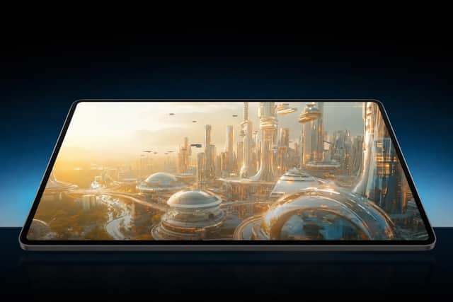 The display is probably it's best feature - but strong battery life and spatial audio are also key attributes