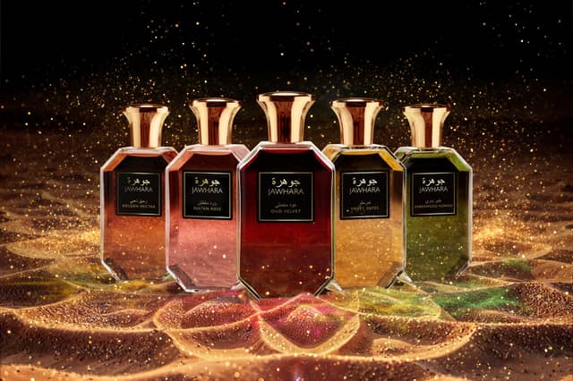 I tried every perfume in the Jawhara collection but this sweet scent was the one that stood out