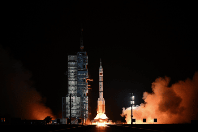 The Long March 2F Y23 carrier rocket carrying the Shenzhou-23 manned spaceship launched successfully at 11.08pm on May 24 at the Jiuquan Satellite Launch Center. ‎