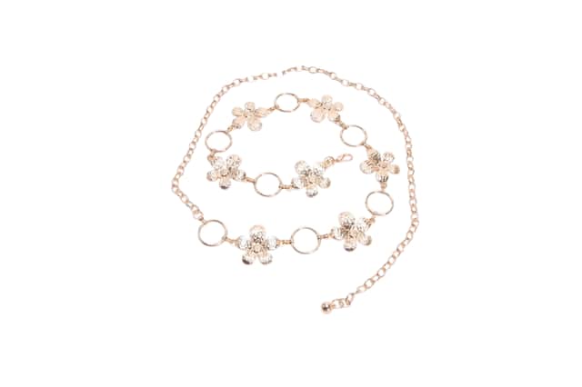 Peacocks Women’s Gold Daisy Flower Chain Belt