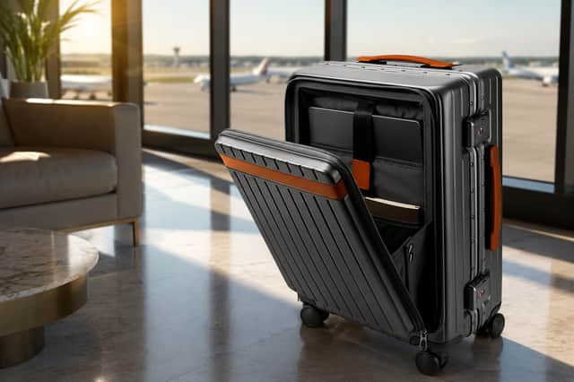 The Carl Friedrik Carry-on X's innovative front compartment keeps a laptop, travel documents and everyday essentials organised and within easy reach, making airport security and boarding far more convenient.