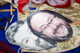 Items belonging to the late Hairy Biker Dave Myers raised £20,000 at auction