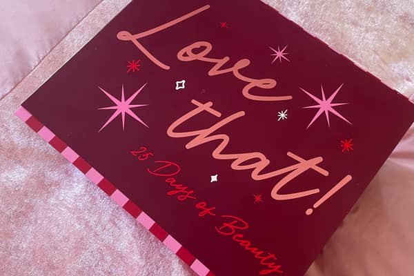 The M&S Beauty Advent Calendar 2026 contains 25 beauty treats from brands including Estée Lauder, Benefit, bareMinerals and Color Wow.