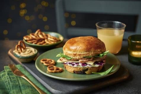 Tesco has unveiled its 2026 Christmas Meal Deal range, featuring new festive sandwiches, indulgent sides and seasonal drinks.