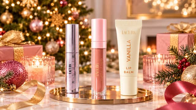 Aldi’s Lacura Perfect Peach Plumping Lip Gloss (middle) is exclusive to the 2026 beauty advent calendar, and there's also other Lacura favourites.