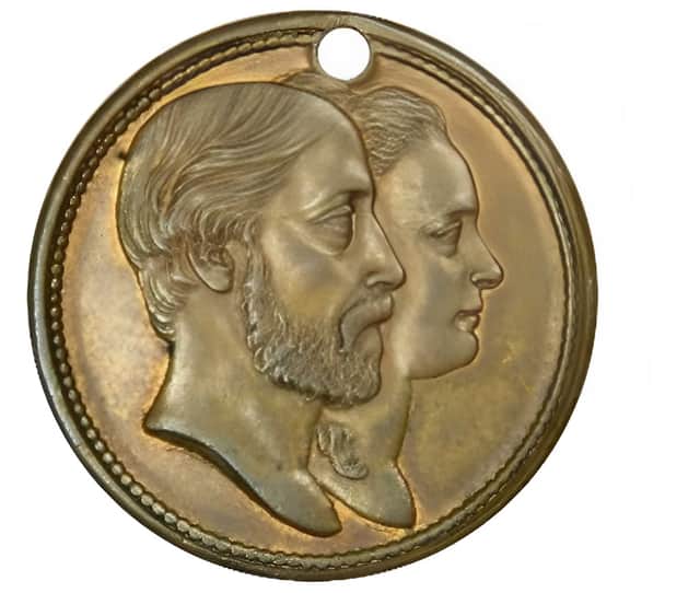 The distinctive bronze-coloured medallion found with the man featured the inscription commemorating the 1874 marriage of the Duke of Edinburgh and Grand Duchess Marie of Russia.