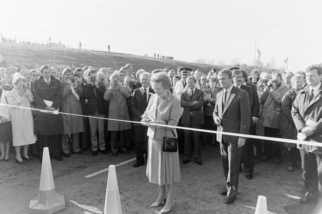 Margaret Thatcher opened the final 13-mile section of the 117-mile London orbital, the M25, on 29 October 1986.