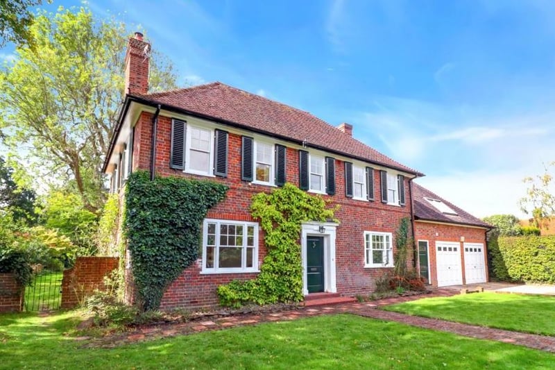 5 bedroom detached house for sale in Love Lane, Kings Langley