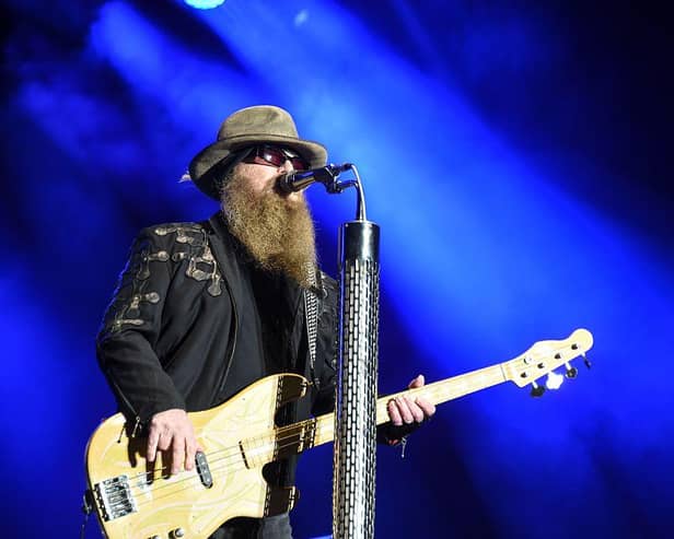 Dusty Hill, bassist of American rock-blues band ZZ Top, has died at the age of 72 (Photo: SEBASTIEN BOZON/AFP via Getty Images)