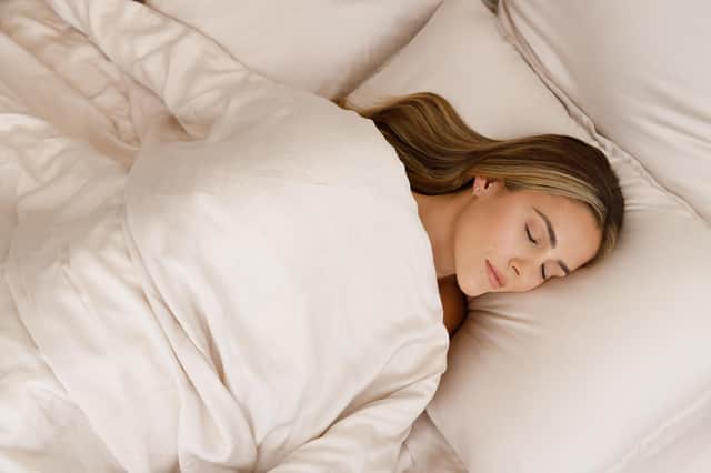 <p>A few simple tips can help you get a good night's sleep during a heatwave.</p>