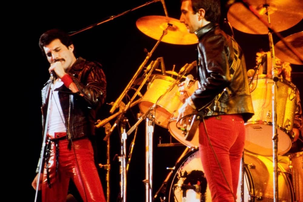 LEIDEN, THE NETHERLANDS - NOV 27, 1980: Queen during a concert in the Groenoordhallen in Leiden in the Netherlands