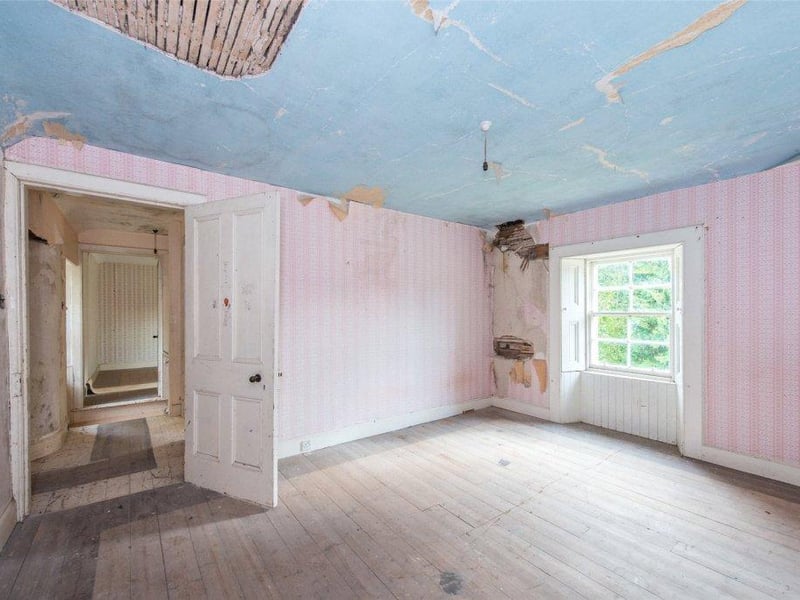 Farmhouse - bedroom.
