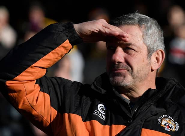 Daryl Powell, manager of Castleford Tigers, is taking over at Warrington.