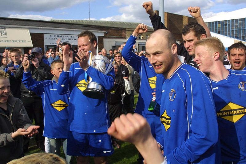 The Buxton squad celebrate in 2006.
