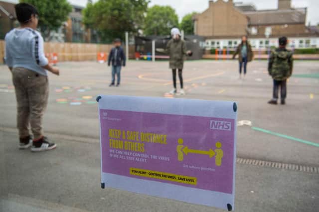 UK schools: number of primary school pupils missing class due to self ...