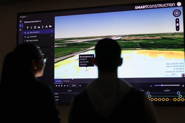 Komatsu Smart Construction_QC_remote_operation