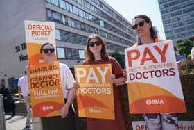 Striking junior doctors from British Medical Association (BMA) on the picket line outside St Thomas’ Hospital in London. (Picture: Lucy North / PA Wire) 