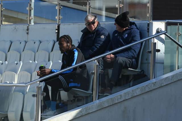 England head coach Chris Silverwood and ex England bowler Geoff Arnold, with Jofra Archer, during the LV= Insurance County Championship match between Sussex and Yorkshire.